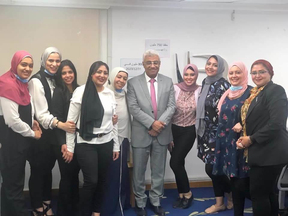 موظفو_التمويل_العقاري_للمصرف_يحتفلون_بإنجازات_البنك_بالقطاع