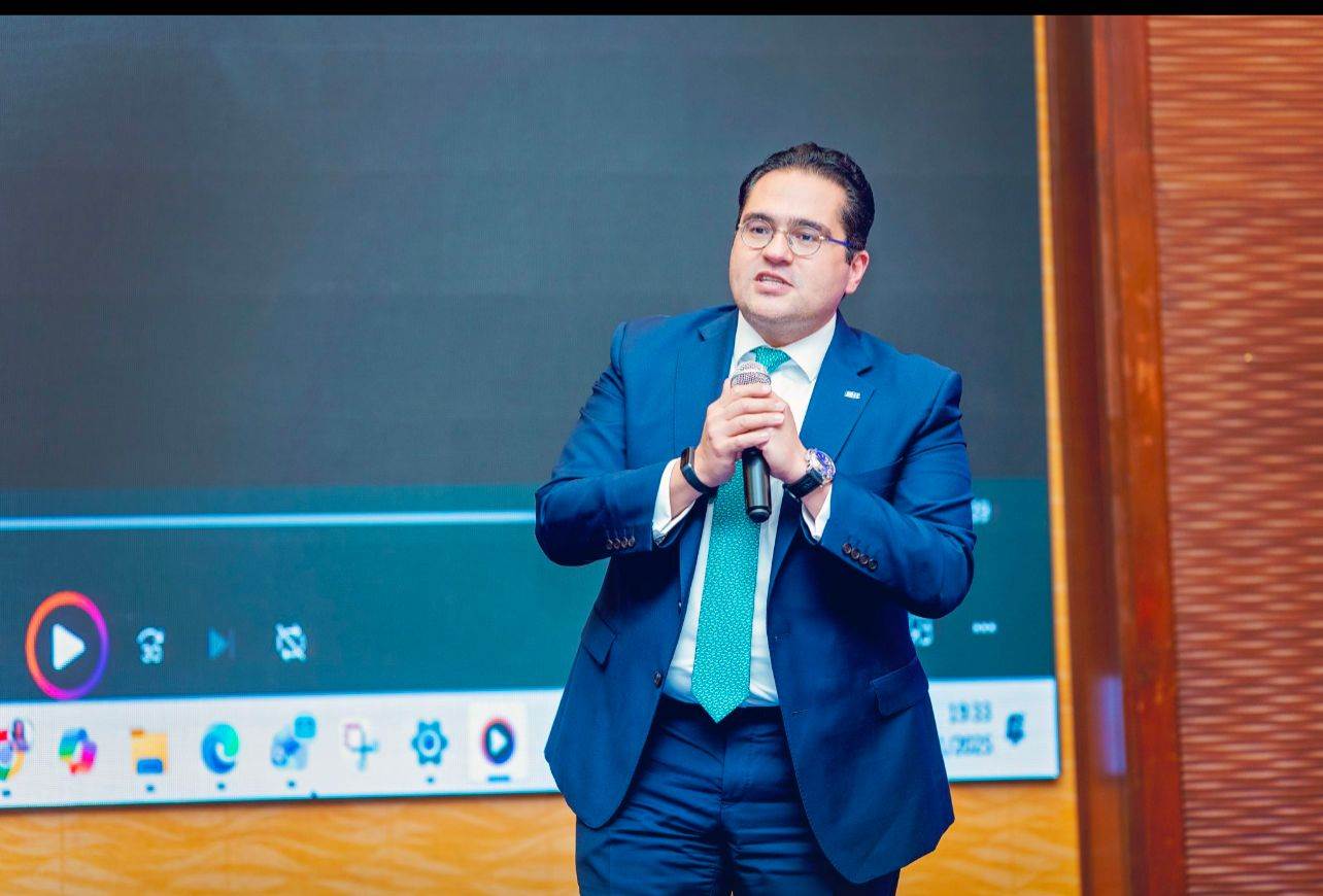 WhatsApp_Image_2025-12-01_at_12_43_02_PM(1)