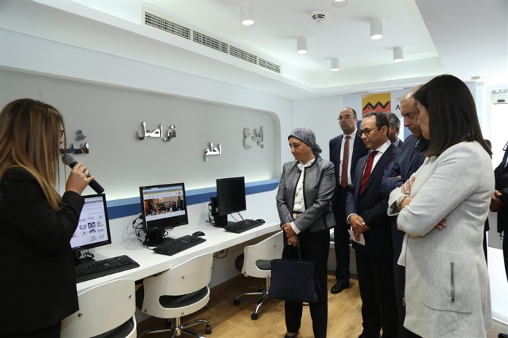 التجاري وفا يطلق أول مركز تطوير أعمال