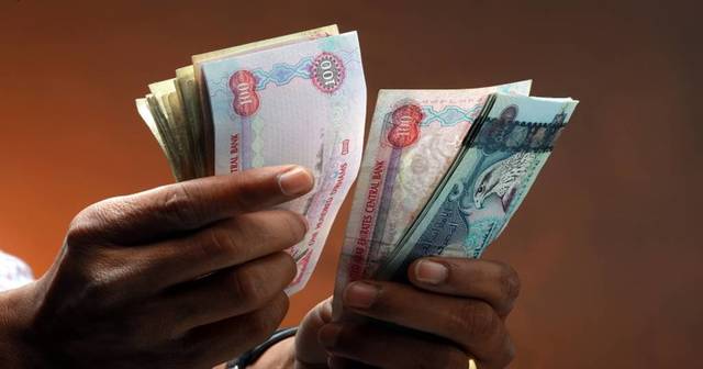 تحويلات العاملين في الإمارات