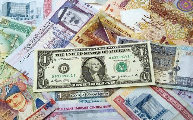 الدولار والعملات الخليجية