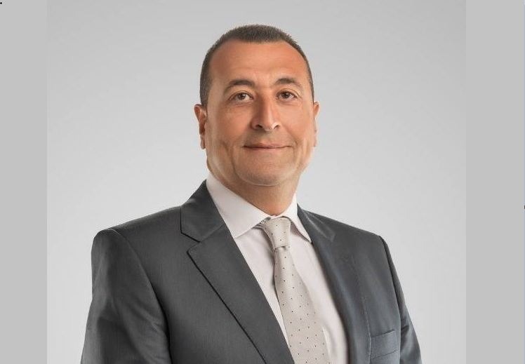 عمرو أبو العزم