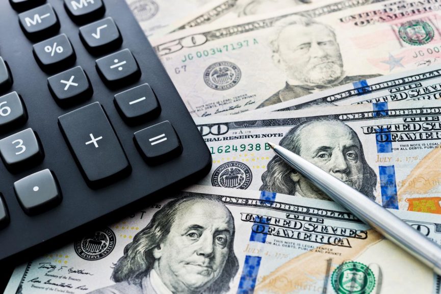 سعر الدولار اليوم الإثنين