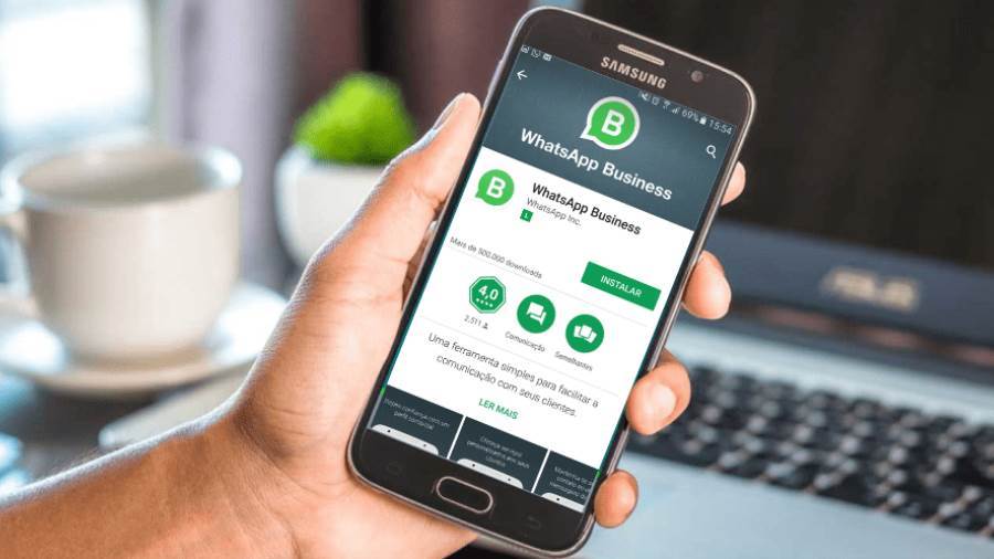 4 بنوك مصرية تتيح التواصل مع العملاء عبر تطبيق الواتساب