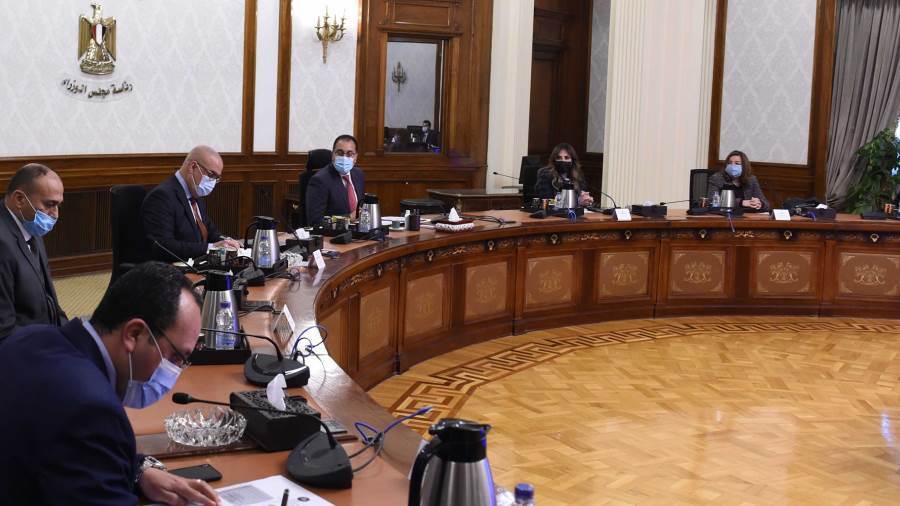 رئيس الوزراء يتابع تنفيذ مبادرة الرئيس سكن كل المصريين