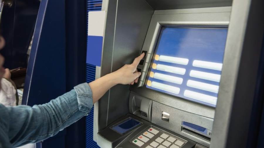 نصائح مهمةعند استخدام ماكينات الصراف الآلي ATM