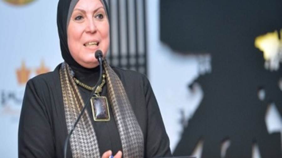 نيفين جامع وزيرة التجارة والصناعة