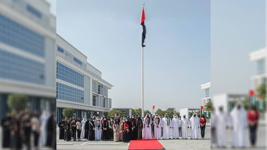 احتفال بنك الإمارات دبي بيوم العلم