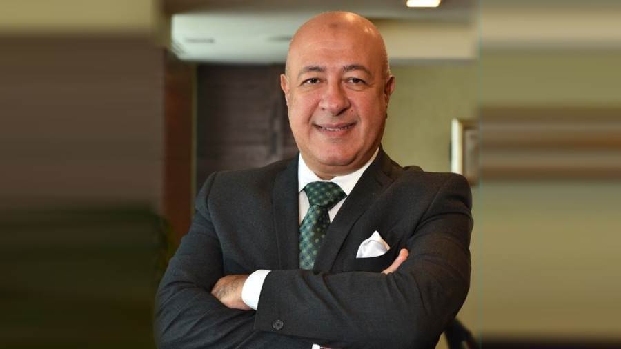يحيى أبوالفتوح نائب رئيس مجلس إدارة البنك الأهلي المصري