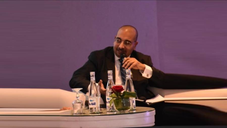 وليد علي مدير إدارة الاستدامة بالبنك المركزي