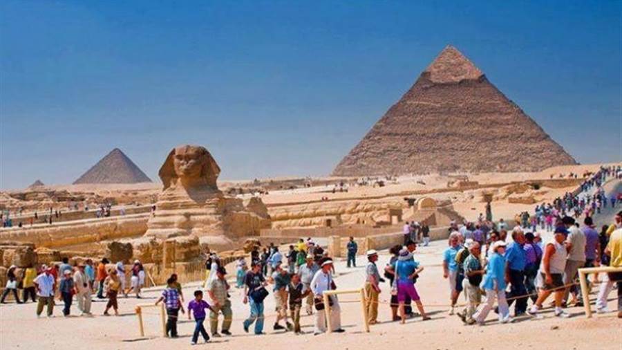 ارتفاع إيرادات مصر من السياحة