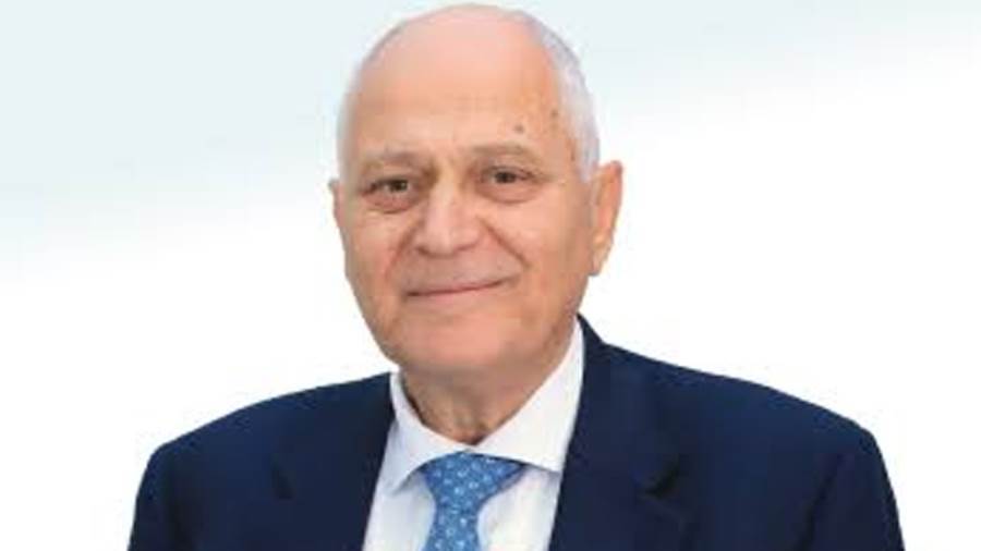 محمد نجيب مستشار محافظ البنك المركزي الجديد