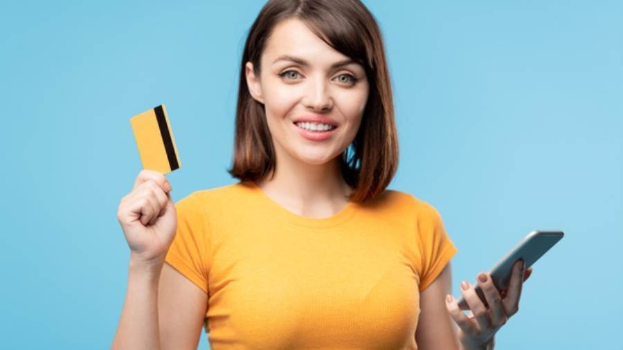 خدمات البنك الأهلي المتحد