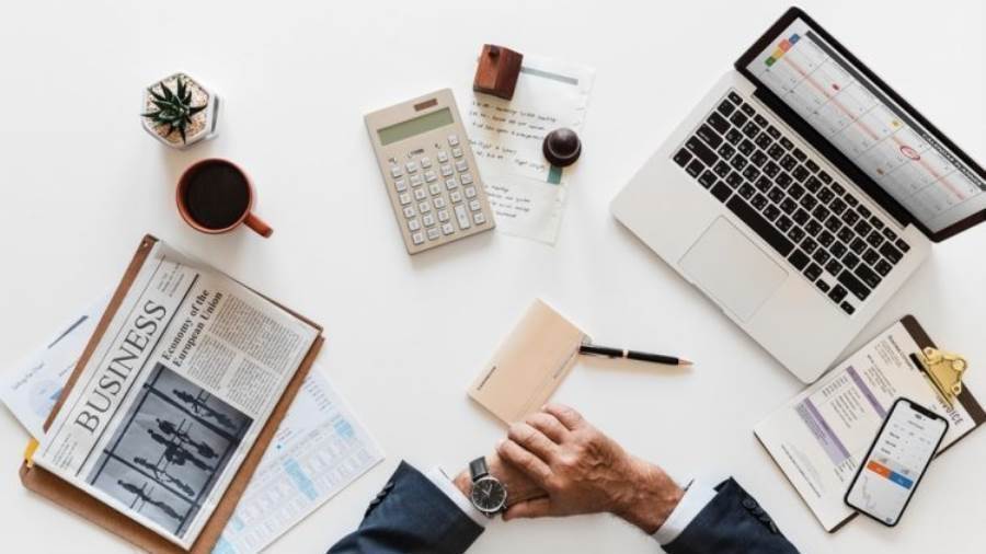 خدمات ومزايا الإنترنت البنكي للشركات في 8 بنوك