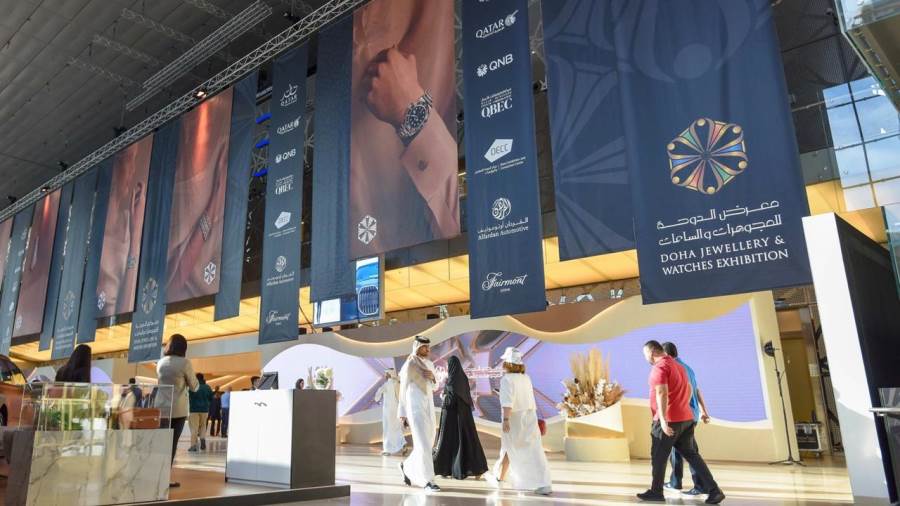 جانب من مشاركة مجموعة QNB بمعرض الدوحة للمجوهرات والساعات 2023