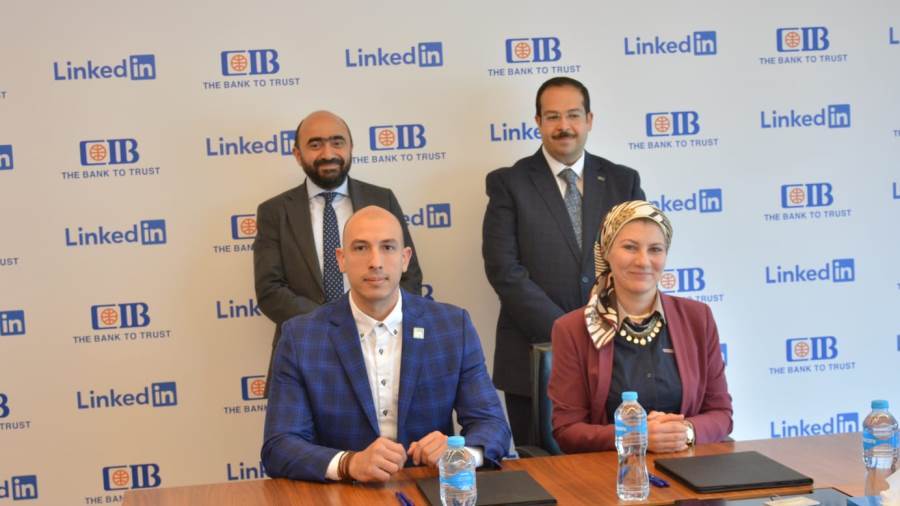 جانب من توقيع البنك التجاري الدولى-مصر CIB مذكرة تفاهم مع منصةLinkedIn التعليمية