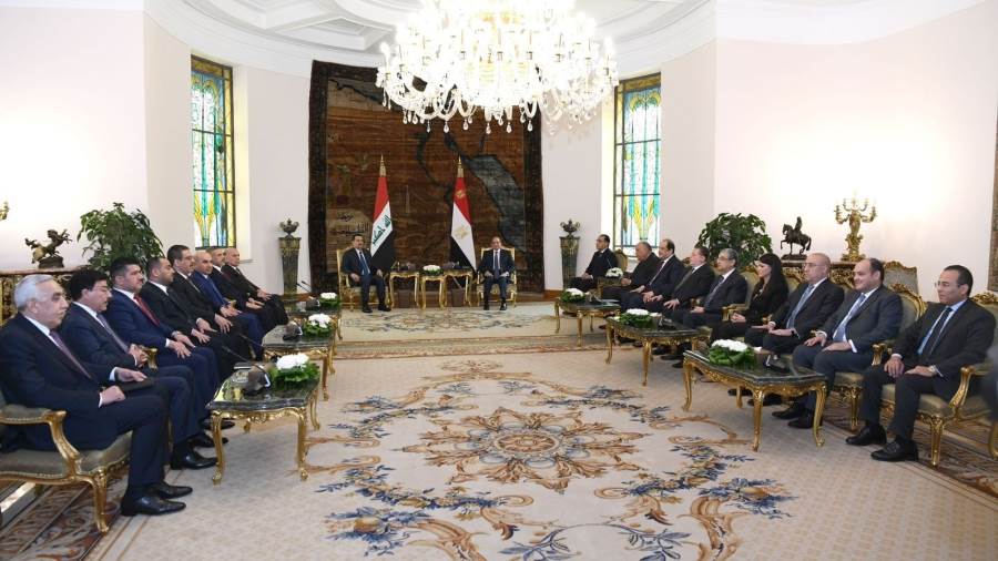 الرئيس السيسي يستقبل وفد من حكومة العراق