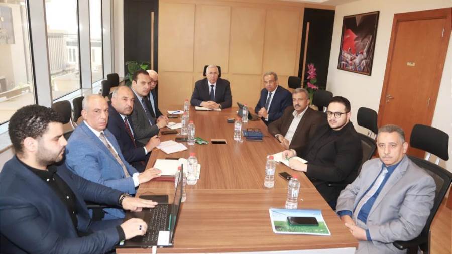 اجتماع وزير الزراعة