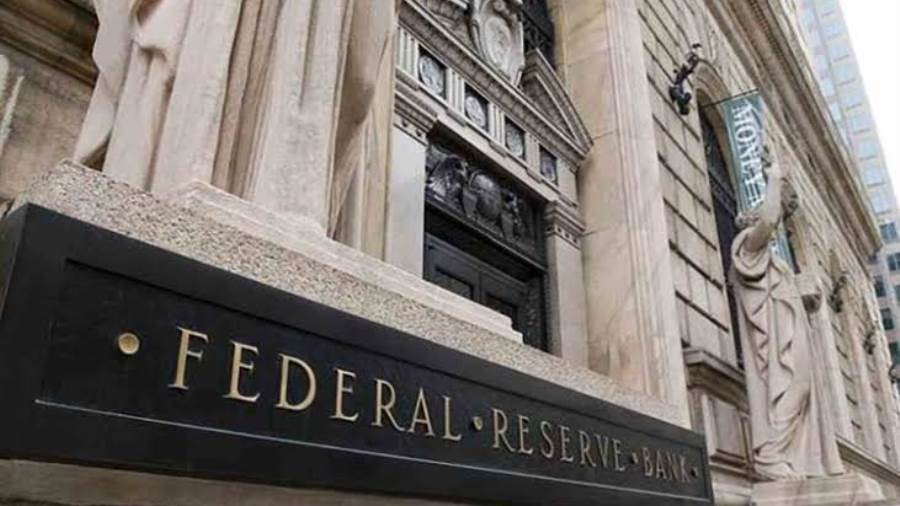 الفيدرالي الأميركي يبقي على أسعار الفائدة عند 5.5% بما يتماشى مع التوقعات