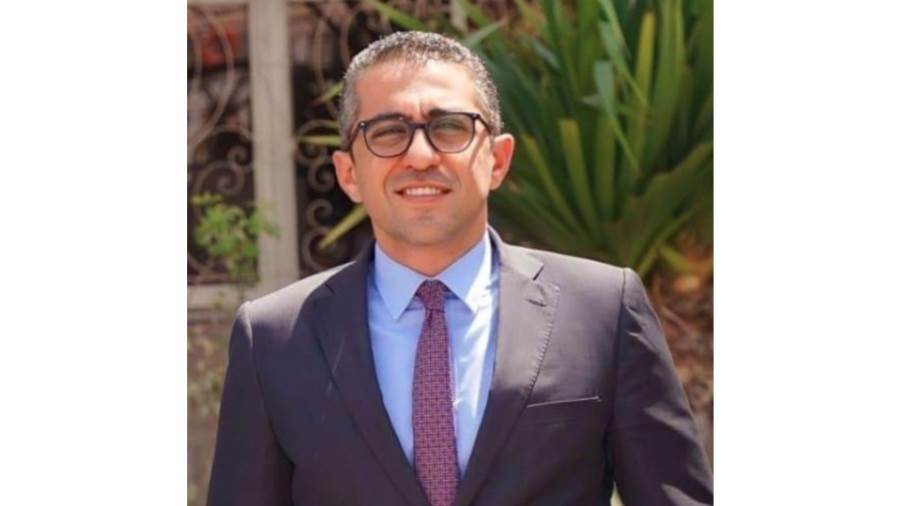 محمد شعبان وكيل محافظ قطاع الشئون القانونية