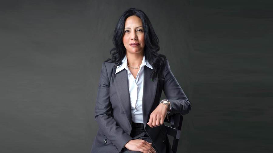 أمنية شاهين رئيس قطاع التجزئة المصرفية لميدبنك