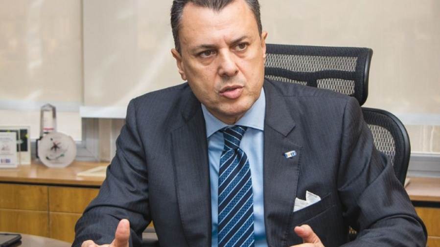 أحمد عيسى وزير السياحة والآثار