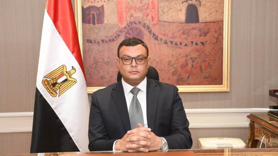 المهندس شريف الشربينى وزير الإسكان والمرافق والمجتمعات العمرانية