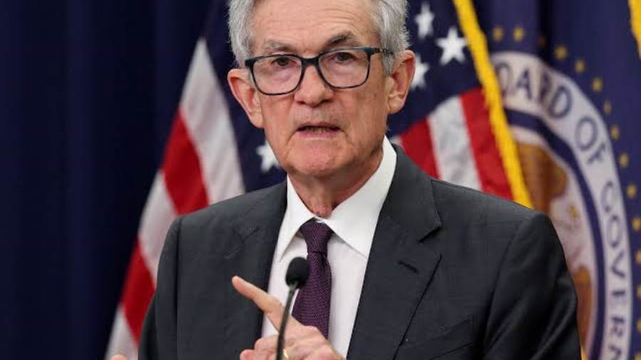 جيروم باول: معادلة سعر الفائدة تواجه تحديًا تاريخيًا بين كبح التضخم ودعم سوق العمل