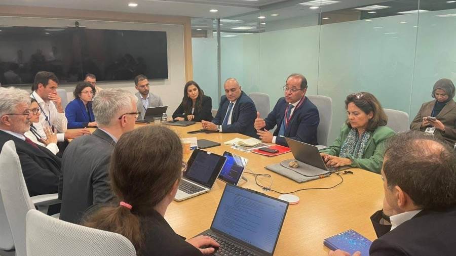 جانب من اللقاء