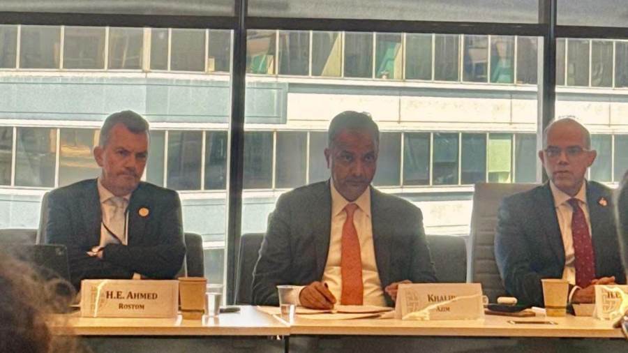 وزير التخطيط: الحكومة تعزز استقرار الاقتصاد وتكبح التضخم بدعم من البنك المركزي رغم التحديات الإقليمية