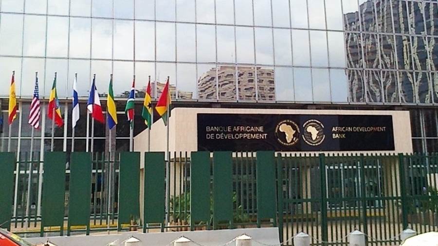 البنك الأفريقي للتنمية: أفريقيا تمتلك المقومات اللازمة والأنظمة المالية الأقوى لمساعدة القارة على تعبئة رؤوس الأموال