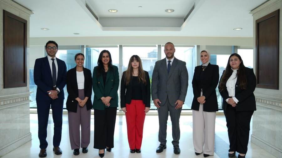 فريق التنمية المجتمعية بالبنك الأهلي المصري