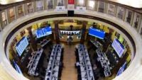 قطاع البنوك يستحوذ على 13.87% من سيولة البورصة المصرية بجلسة الثلاثاء.. تداولات تتجاوز 1.8 مليار جنيه