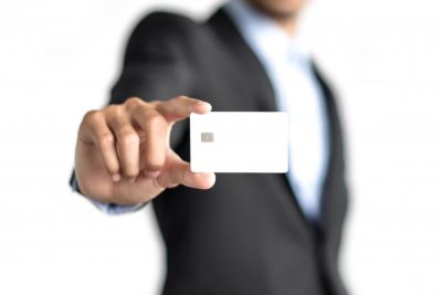 إنفوجرافيك| 5 نصائح قبل إصدار بطاقة ائتمانية