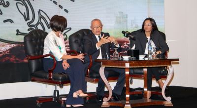 ساويرس يطالب المركزى بتخصيص بنوك لتمويل المشروعات الصغيرة ومتناهية الصغر