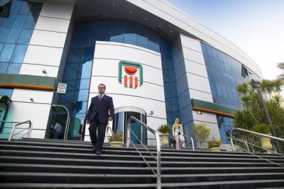 60 مليار جنيه محفظة تمويلات «الأهلي المصري» لـ «SMEs» بنهاية مارس