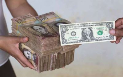 فنزويلا تصدر 3 فئات جديدة من العملة للسيطرة على التضخم