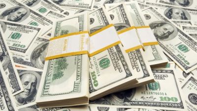 مصر تستهدف طرح سندات دولية وصكوك بقيمة 4-7 مليارات دولار