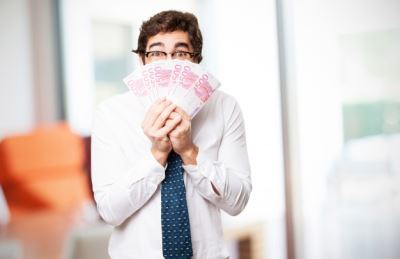 ضبط شبكتين للتحويلات البنكية من خارج مصر مخالفة لقانون سوق الصرف