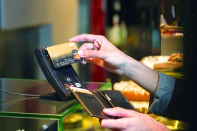 9 مميزات للبطاقات اللاتلامسية.. تعرف عليها