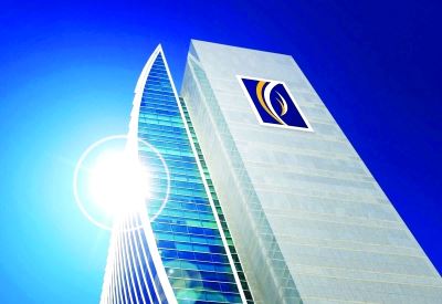 «الإمارات دبي الوطني» يستكمل الاستحواذ على «دينيز بنك»