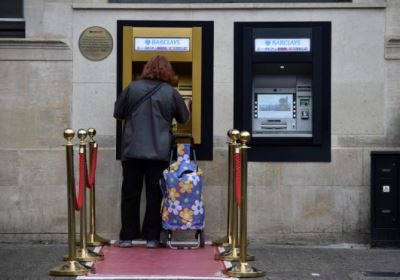 قصة أول صراف آلي في العالم