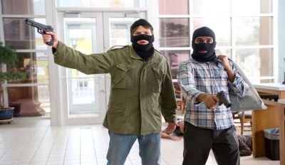 تعرف على أغرب القصص لسرقة البنوك في العالم