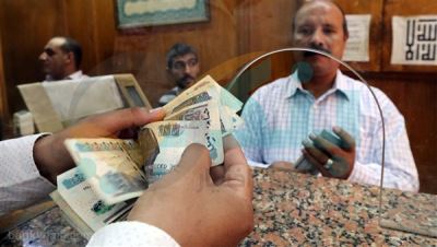 توقعات باستمرار ارتفاع الجنيه أمام الدولار.. و3% تراجعًا في الفائدة خلال 2020