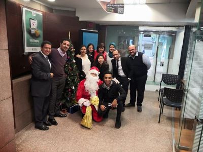 صور| كريدي أجريكول يحتفل مع موظفيه وعملائه برأس السنة