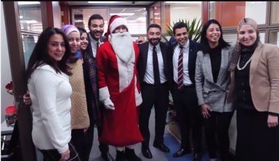 فيديو| بنك SAIB يفاجيء موظفيه بمناسبة رأس السنة الجديدة