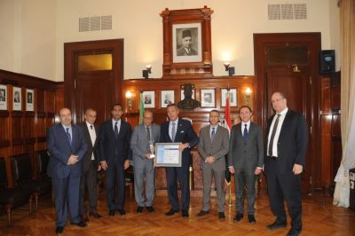 بنك مصر يحصل على شهادة التوافق مع المعايير العالمية لتأمين بطاقات الدفع