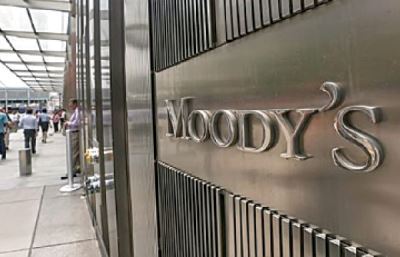 «موديز»: منصة «اعرف عميلك» إيجابية لبنوك الإمارات