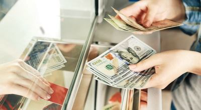 ارتفاع الدولار في 29 بنكًا بختام تعاملات اليوم