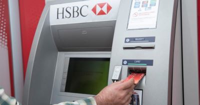 "HSBC" يرفع حد السحب اليومي على بطاقات الخصم المباشر